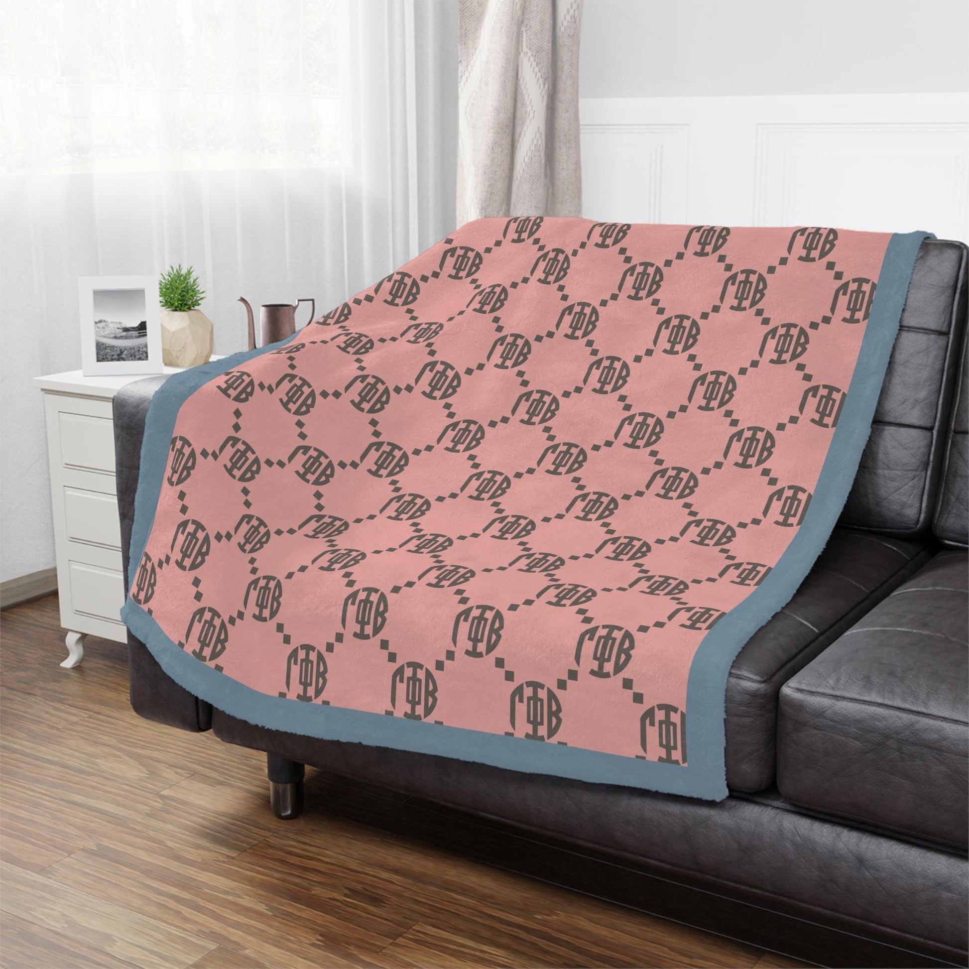 Gamma Phi Beta Print Blanket - Ivy Society